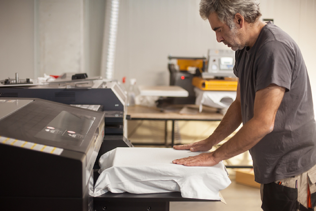 Why You Should Opt For DTG Printing For Your T-Shirt Design