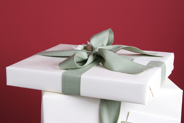 Why You Should Gift Personalised T-Shirts For Christmas