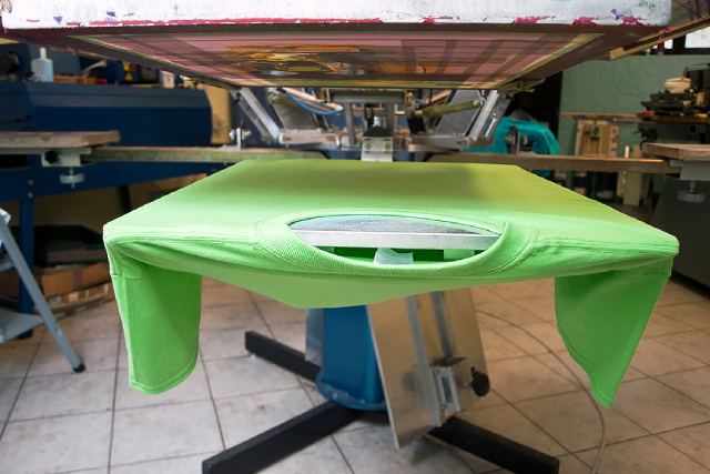 T-Shirt Printing Material: Is Cotton or Dri-Fit Better?